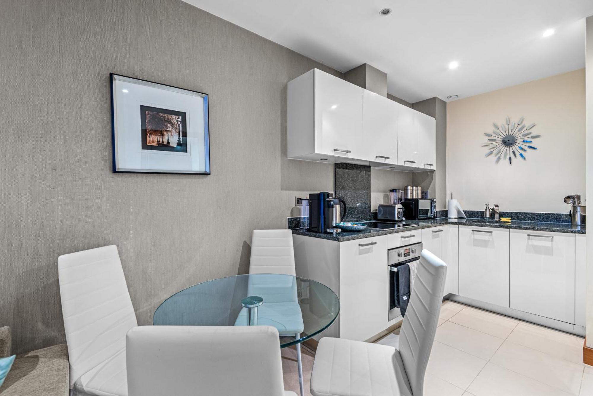 Londwell, Chelsea Living, Central Flat With Balcony London Ngoại thất bức ảnh